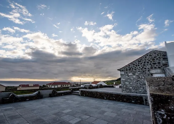 Casa Branca Da Chamine * Cinco Ribeiras