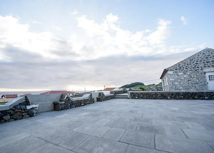 Casa Branca Da Chamine Vakantiehuis Cinco Ribeiras